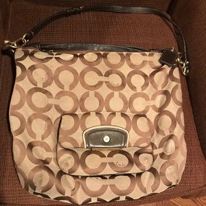 Large Coach shoulder/cross-body handbag.
